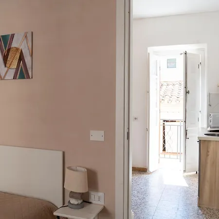 公寓 Casa In Centro Il Tetto Dei Nonni Giannetta